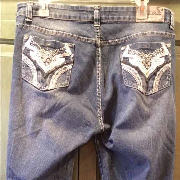 Fashion Power Jeans - Picture 2 of 4